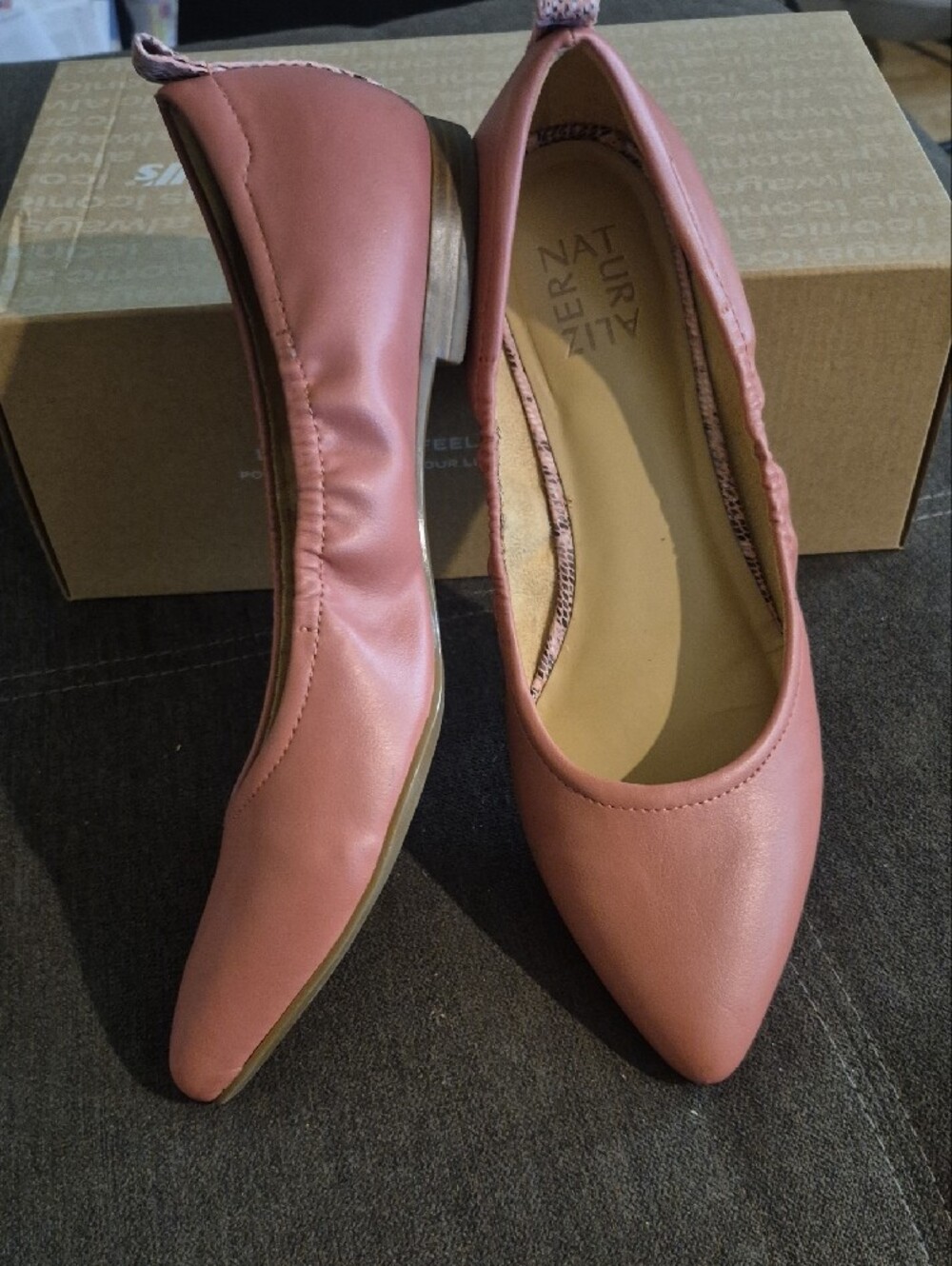 Naturalizer Mauve Leather Pointed-Toe Ballet Flats 9 - Picture 3 of 10